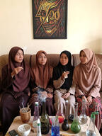 flux.2-klein-9b women // 480x640 // 109KB