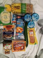 Loot // 960x1286 // 308KB