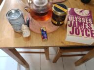 performative_male photo pipe tea // 719x539 // 586KB